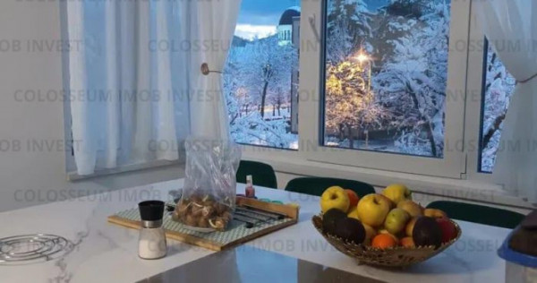 Apartament cu 3 camere,open space - zona Astra