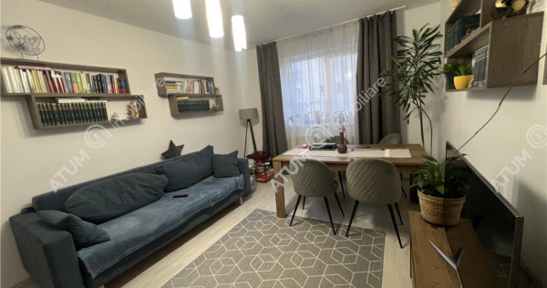 Apartament cu 3 camere 2 bai 2 balcoane etaj 2 zona Turnisor