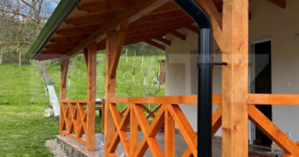 Cabană cu livadă și panoramă superbă &ndash; Refugiu &icirc;n na