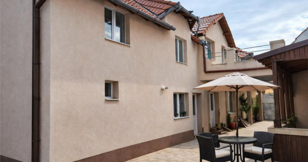 Casa stil sasesc cu garsoniera, garaj, curte, gradina, Bod,