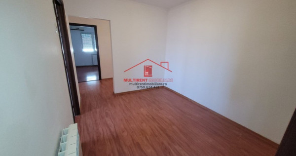 Apartament 3 camere cu centrala pe gaz !