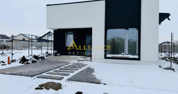 Casa individuala parter - 3 camere - 2 bai - 440mp teren