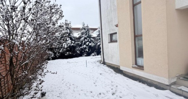 Casa tip duplex 100 mp, teren 240 mp, Selimbar