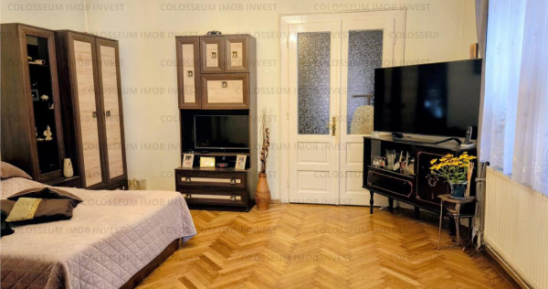 Apartament 3 camere, in casa - Centrul Istoric