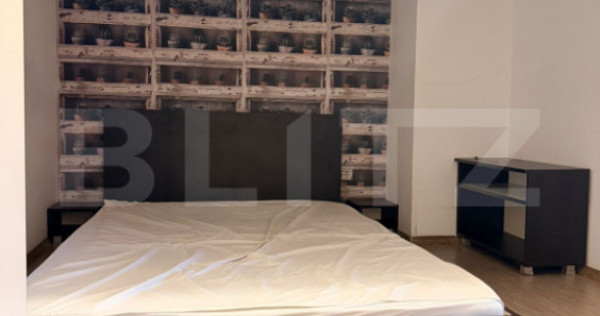 Apartament cu o camera, semidecomandat, pet friendly, loc de