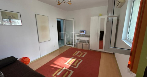 Garsonieră decomandata, Parcul Circului, et. 1, an 1983