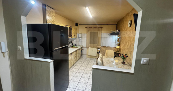 Apartament 4 camere decomandate, 86 mp, zona Soarelui