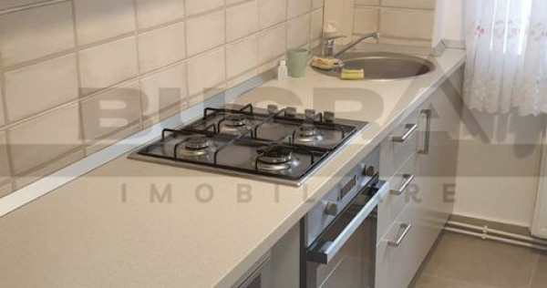 Apartament de 3 camere, modern,70mp,parcare, zona Piata H...