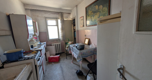 Decomandat, 3 camere - spatios