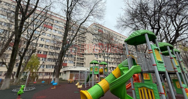 Garsoniera renovata - Obregia - Turnu Magurele - Bloc