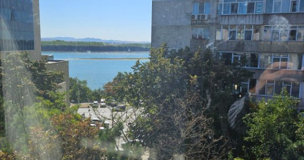 Vanzare - 2 camere, P-uri - Faleza