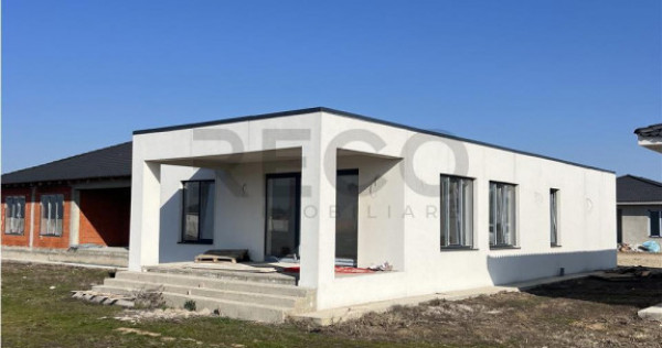 RECO Vila #238;n stil mediteranean cu 4 CAMERE SANTANDREI