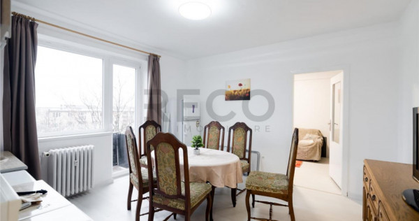RECO Apartament cu 4 camere Central