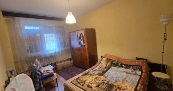 Apartament 4 camere, 90 mp, zona Spitalul Militar