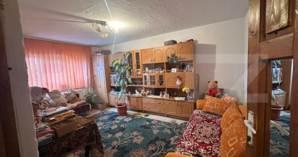 Apartament 2 camere, decomandat, 53 mp