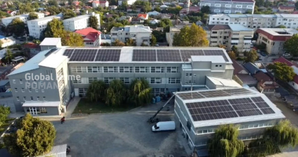 Platformă comercial&ndash;industrială cu venit activ || Macin