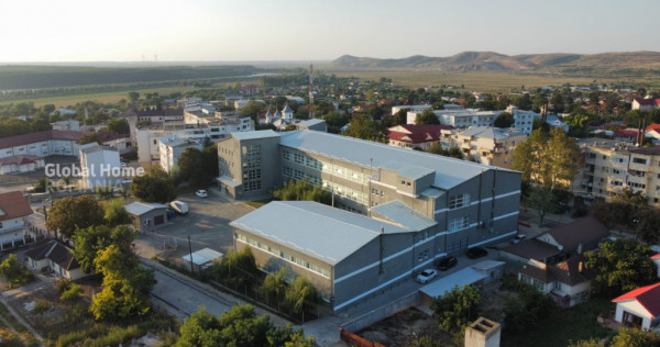 Platformă comercial&ndash;industrială cu venit activ || Macin
