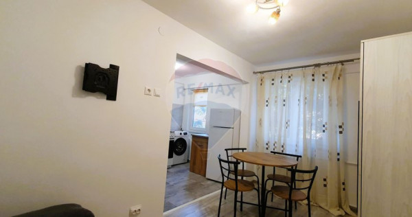 Garsoniera de inchiriat in zona centrala, etaj 2. Renovat...