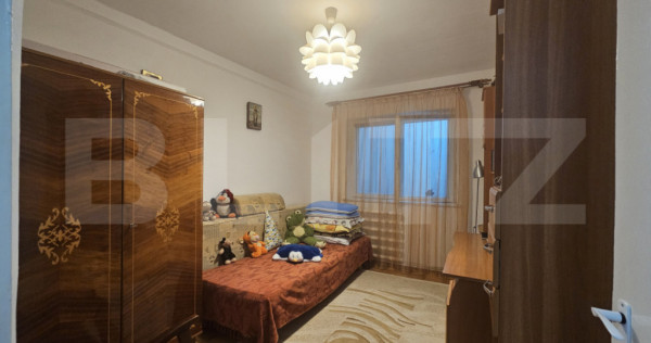 Apartament 3 camere, 76 mp, zona Nicolina (Prima Statie)