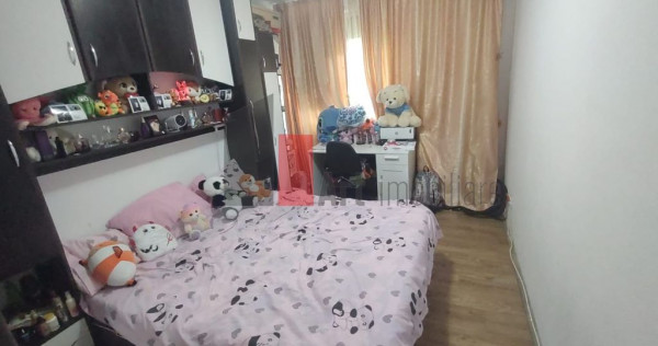 V&acirc;nzare apartament 3 camere Piața Sudului - Secuilor