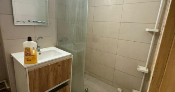 Apartament 4 camere, 76,55 mp, zona Calea București/Rotonda