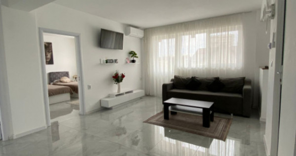 Apartament 4 camere decomandat, 110 mp, zona Consul, Utilita