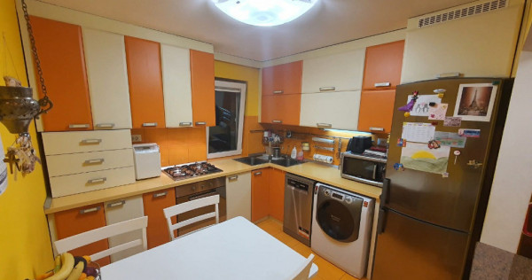 Apartament 3 camere zona ASTRA,zona Pietei,