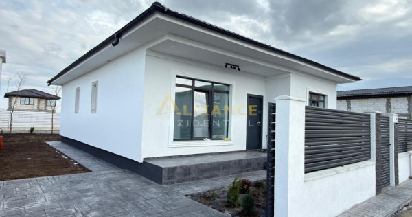 Vila Individuala | P Pod | 4 camere | Curte amenajata