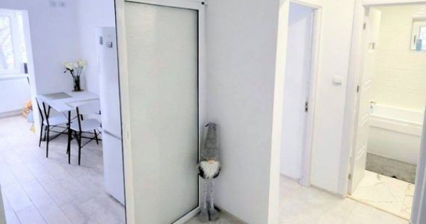De vanzare apartament cu 2 camere Siderurgistilor Vest