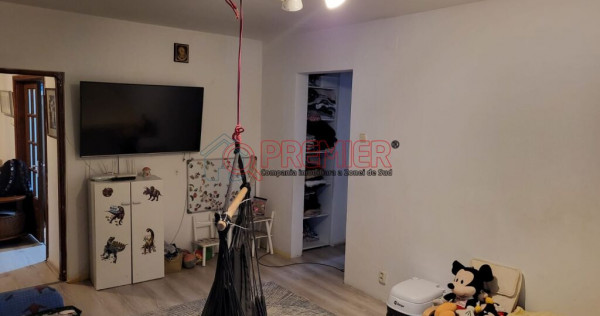 4 camere - Metrou Apărătorii Patriei - Bloc 1982