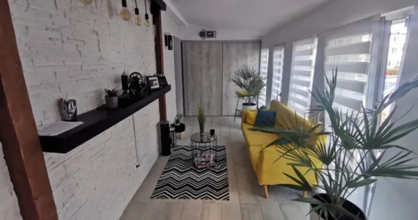 Apartament Cu 3 Camere Semidecomandate Zona Obcini