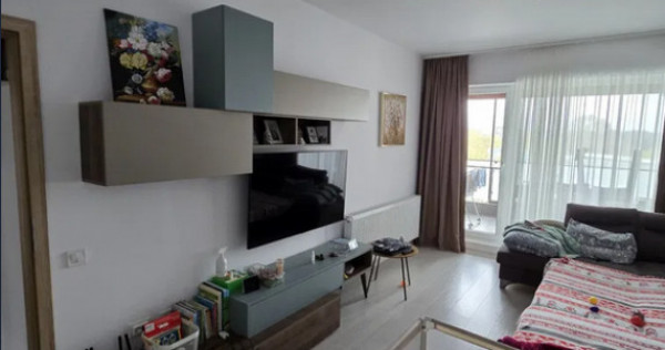 Apartament 3 camere, decomandat - zona Tractorul