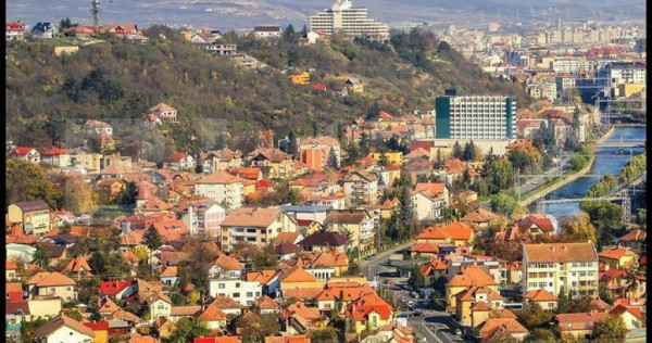 Oportunitate! Teren intravilan cu posibilitate de construire