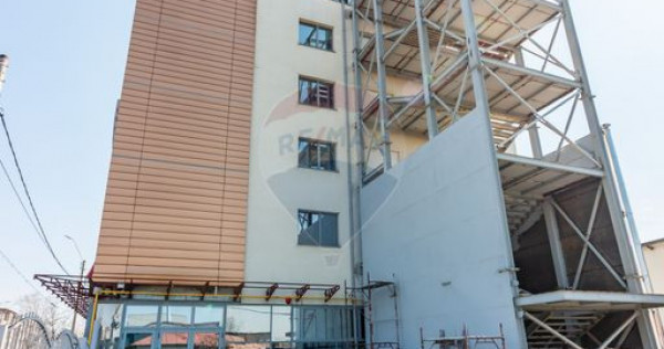 &Icirc;nchiriere activ complet: policlinică, cămin seniori &...