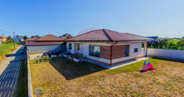 Casă super finisata de vanzare &icirc;n sat Sasar / schimb cu...