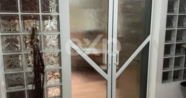 De vanzare apartament 3 camere decomandate, 70 m&sup2;, et.1, zo