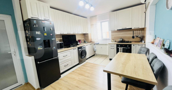 Apartament renovat, cu 2 camere, 52 mp, tip AN, zona - Roger