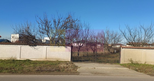 Săbăreni, teren construibil 2040 mp, stradal cu utilităti