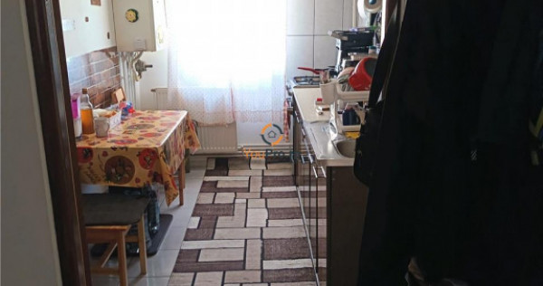 Zona Girocului Decomandat 2 Camere