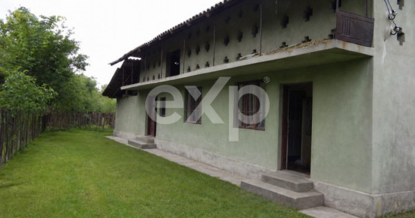Casă la țară cu teren 3940 mp și livadă &ndash; zonă lini?