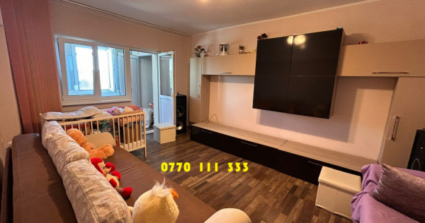 Apartament 2 camere decomandat, Radu Negru.