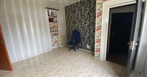 Apartament 3 camere Vasile Lucaciu, 55.57 mp &mdash; Negociabil