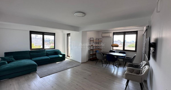 3 camere semidecomandat - 220 mp - terasa proprie 106 mp - I