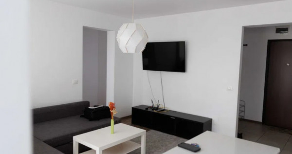 Apartament 2 camere, decomandat - zona Tractorul