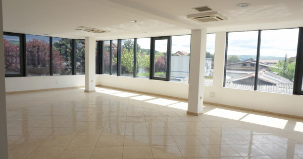 DE INCHIRIAT- SPATIU COMERCIAL 140 MP