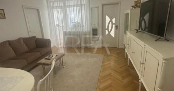 Apartament 3 camere Sala Palatului +pod , aporape de metrou