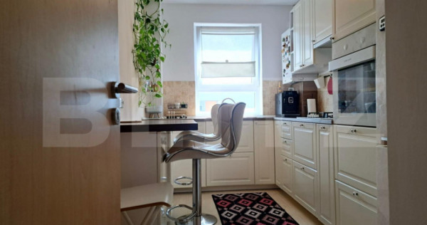 Apartament 3 camere, decomandat, 2 bai, mobilat si utilat co