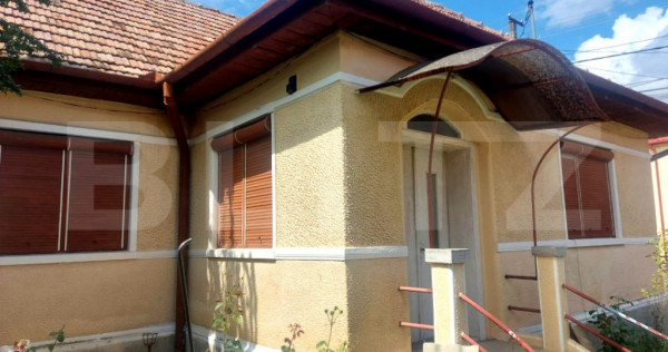 Casă de v&acirc;nzare &icirc;n Blaj &ndash; 2500 mp teren, 90 mp utili