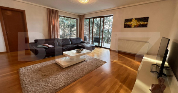 Apartament exclusivist 5 camere, 160 mp, terasă 20 mp, 2 pa