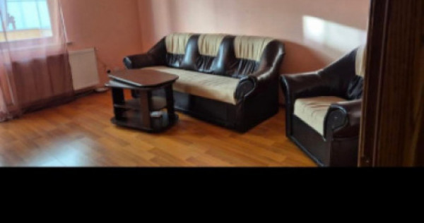 Apartament 2 camere , etaj intermediar, Radauti